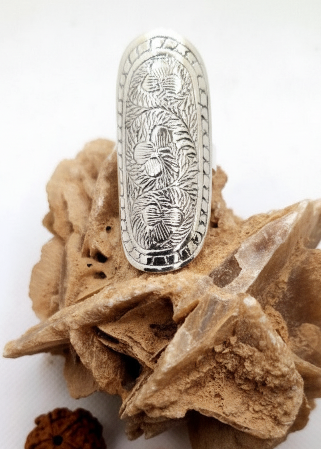 Anello Queen of the Desert con cristalli ottimizzato