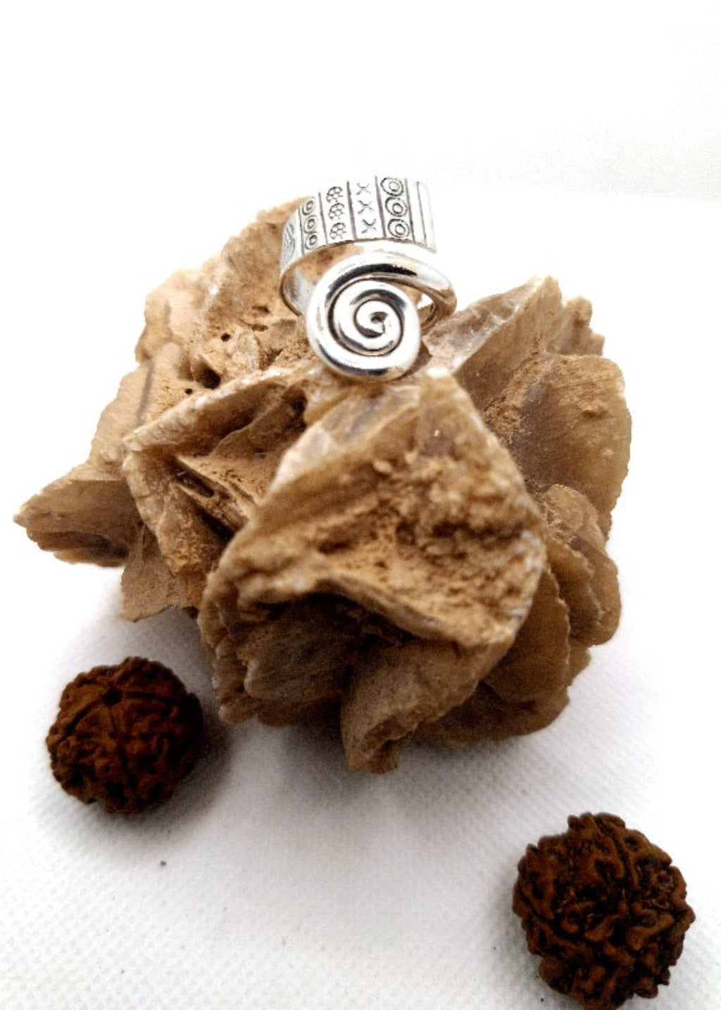 Anillo de la tribu espiral