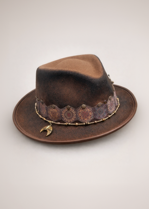 "La Memoria del Fuoco" - Cappello fedora bruciato decorato a mano - Gipsy Fashion Wear