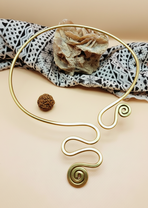 Collare spiral senza rosso