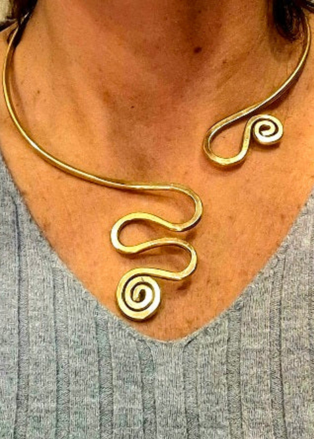 Collare “Spiral Energy” – Femminilità boho