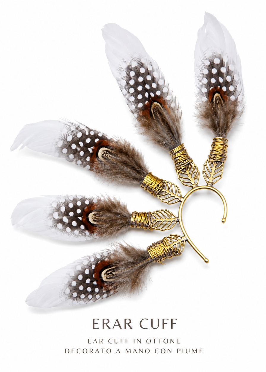 Ear Cuff de plumas hecho a mano