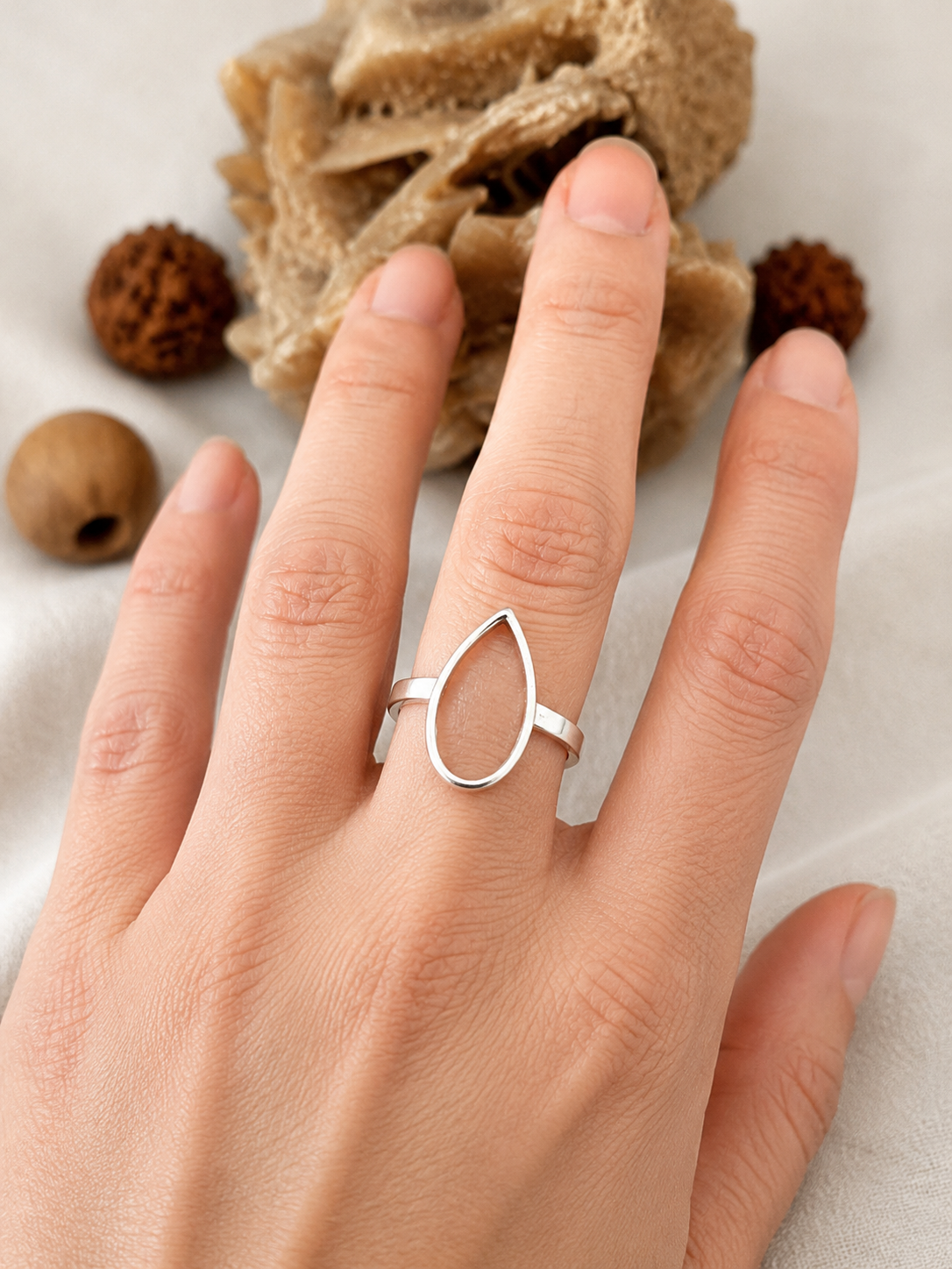 Empty Drop – Anello a goccia vuota in argento 925 o ottone