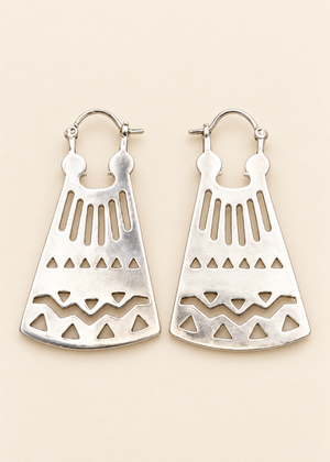 Orecchini Primitive Soul in bagno d’argento con motivi triangolari e zigzag