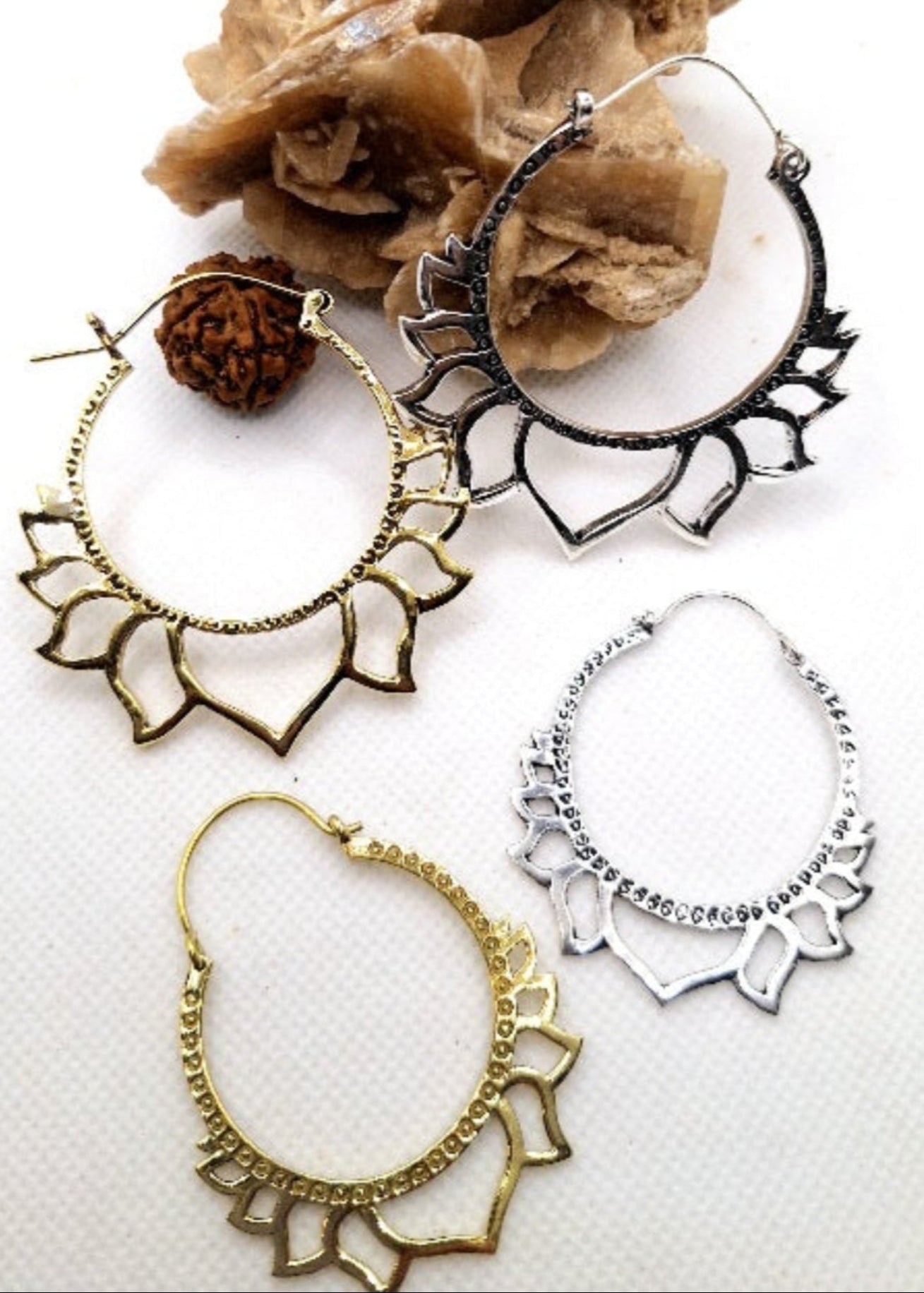 Pendientes de loto puro