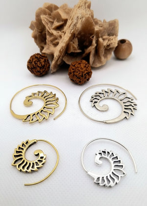 Orecchini Spirale Fiore di Loto - Gipsy Fashion Wear