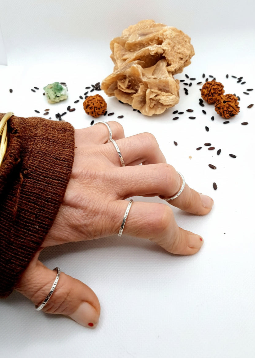 Anello Fedina Martellata - Gipsy Fashion Wear 