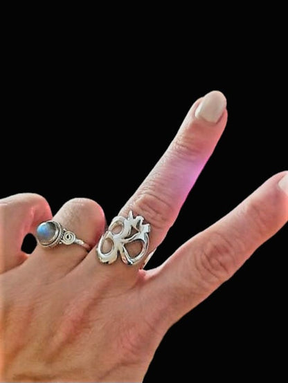 Om Ring