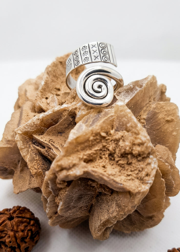 Spiral Tribe - Anello Argento Regolabile Design Tribale a Spirale