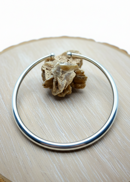 Collare argento con legno chiaro