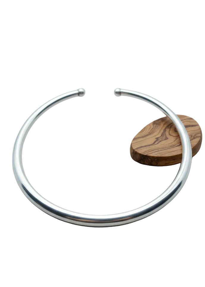 Collare argento con legno chiaro