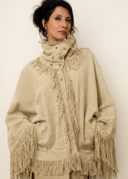 Fringe Poncho Natural - Verticale