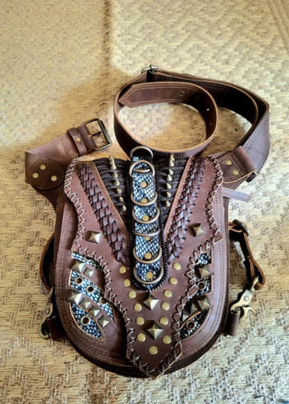 Marsupio in pelle “Warrior Spirit”