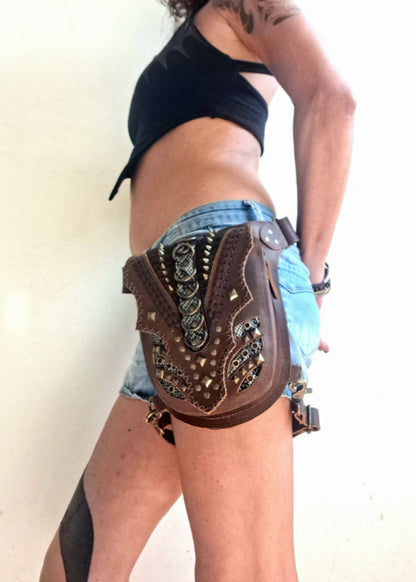 Marsupio in pelle “Warrior Spirit”