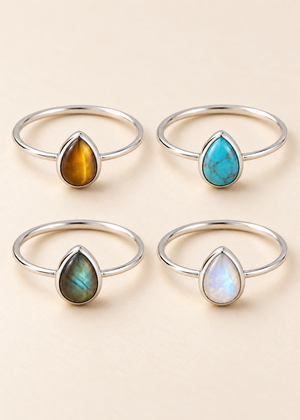 Rugiada Nomade – Anelli in argento nelle varianti occhio di tigre, turchese, labradorite e pietra di luna