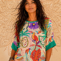 Maglia Beach Vibes – Cotone con Pattern Floreale Boho | Baba Design