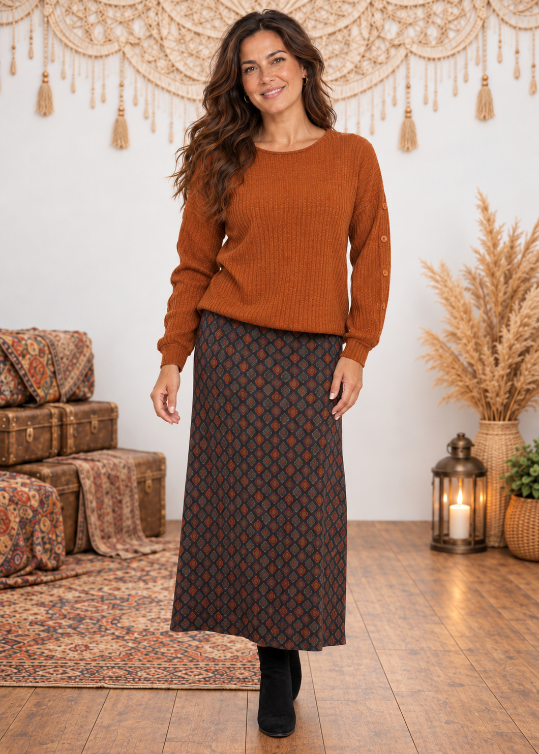 Gonna lunga curvy geometrica City Canvas - Happy Baba — indossata da Gea, set outlet inverno con parete chiara e macramè